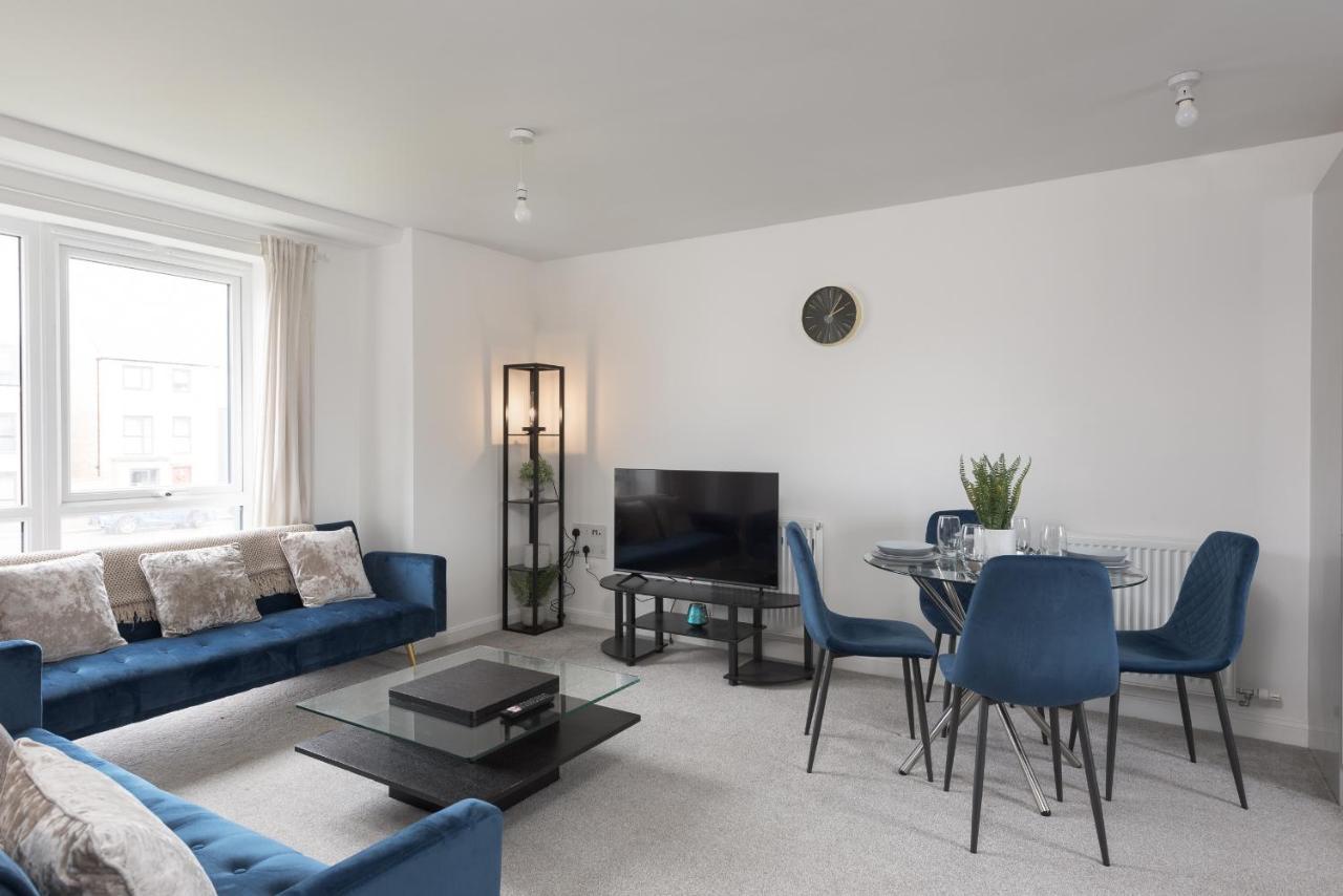 Two Bedroom Apartment - Milton Keynes By Aryas Properties Broughton  Esterno foto