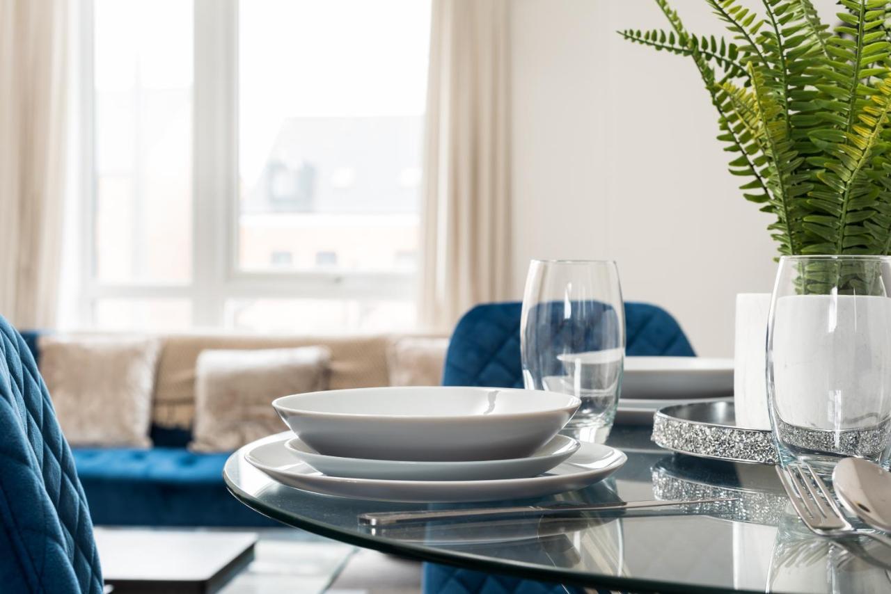 Two Bedroom Apartment - Milton Keynes By Aryas Properties Broughton  Esterno foto